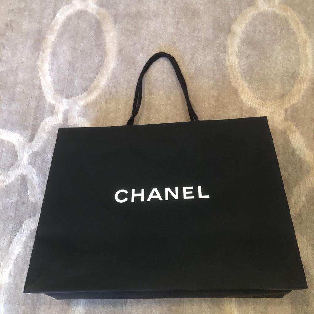 Chanel Shopping Bag View 4
